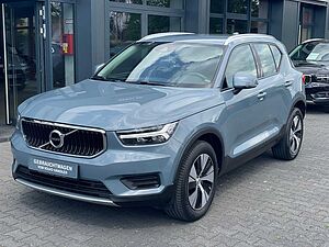 Volvo  D3 Momentum Pro 2WD Navi Standh. 18Z