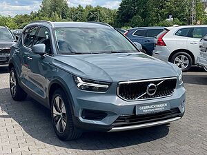 Volvo  D3 Momentum Pro 2WD Navi Standh. 18Z