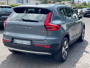 Volvo  D3 Momentum Pro 2WD Navi Standh. 18Z
