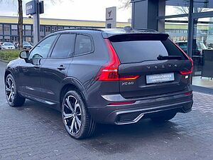 Volvo  T6 Plus Dark   Plug-In Hybrid AWD AHK PANO