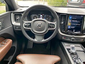 Volvo  B5 AWD Inscription, Pano, Fahrer-Assistenz