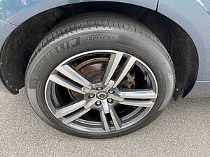 Volvo  B5 AWD Inscription, Pano, Fahrer-Assistenz