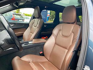 Volvo  B5 AWD Inscription, Pano, Fahrer-Assistenz