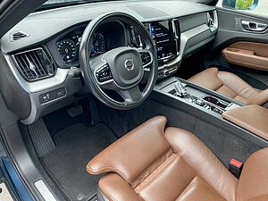 Volvo  B5 AWD Inscription, Pano, Fahrer-Assistenz
