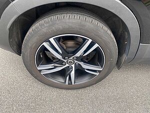 Volvo  T4 R-Design 2WD, Pano, IntelliSafe Pro, uvm