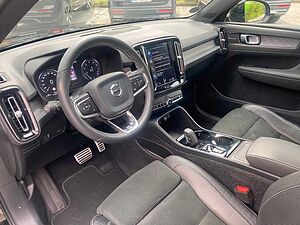 Volvo  T4 R-Design 2WD, Pano, IntelliSafe Pro, uvm