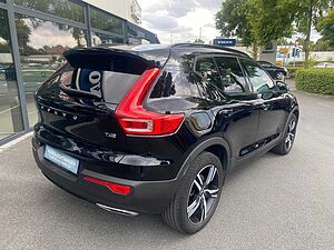 Volvo  T4 R-Design 2WD, Pano, IntelliSafe Pro, uvm