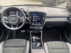 Volvo  T4 R-Design 2WD, Pano, IntelliSafe Pro, uvm