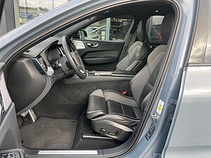 Volvo  B4 AWD R Design AWD 21Zoll B&W AHK