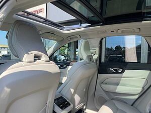 Volvo  B4 AWD Ultimate Bright Navi SHZ 360*