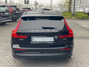 Volvo  B4 Core AHK SHZ Navi