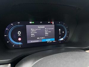 Volvo  B4 Core Navi SHZ Kamera