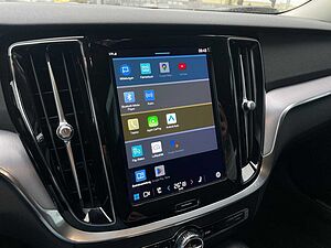 Volvo  B4 Core Navi SHZ Kamera