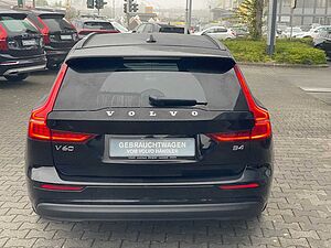 Volvo  B4 Core Navi SHZ Kamera