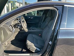 Volvo  B4D AHK Navi SHZ LED Kamera