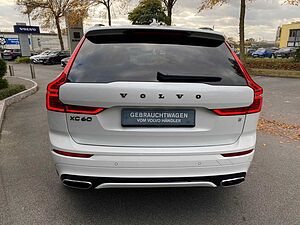 Volvo  D4 R-Design, AHK, Head-Up, Pano, uvm.