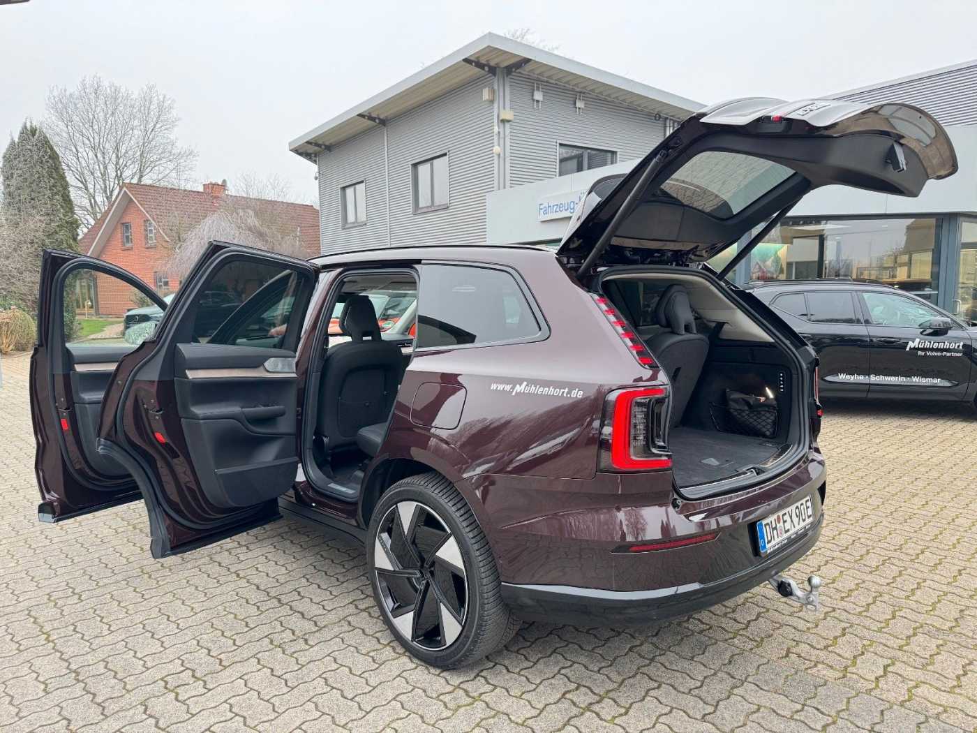 Volvo  Twin Motor Performance AWD ULTRA - 7-Sitzer