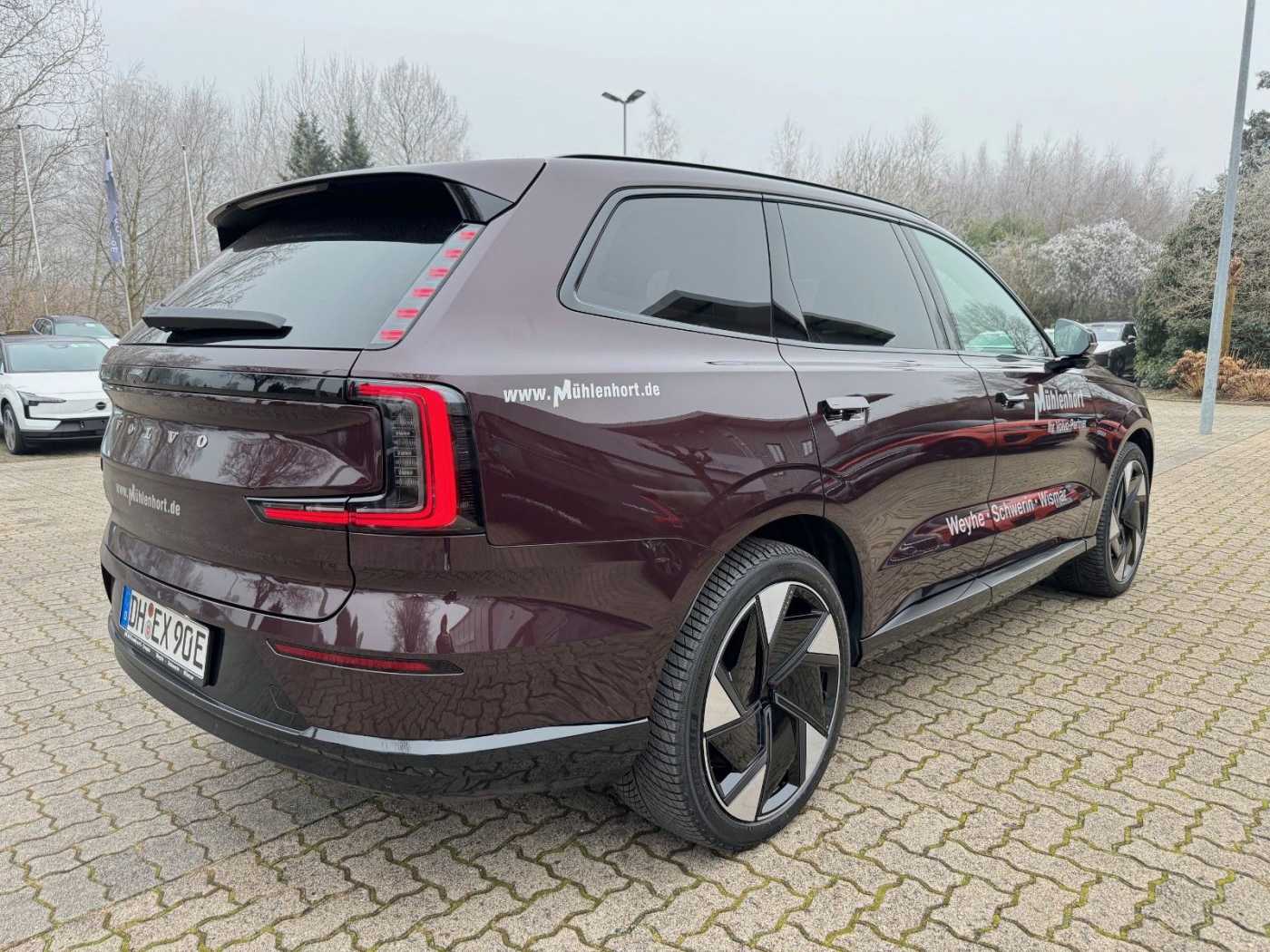 Volvo  Twin Motor Performance AWD ULTRA - 7-Sitzer