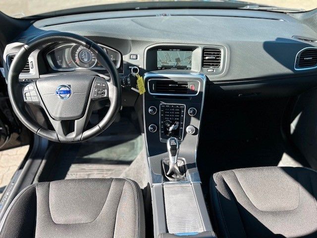 Volvo  D4 Linje Business - AHK - Scheckheft -  GSD