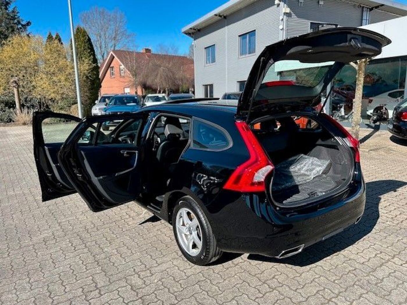 Volvo  D4 Linje Business - AHK - Scheckheft -  GSD