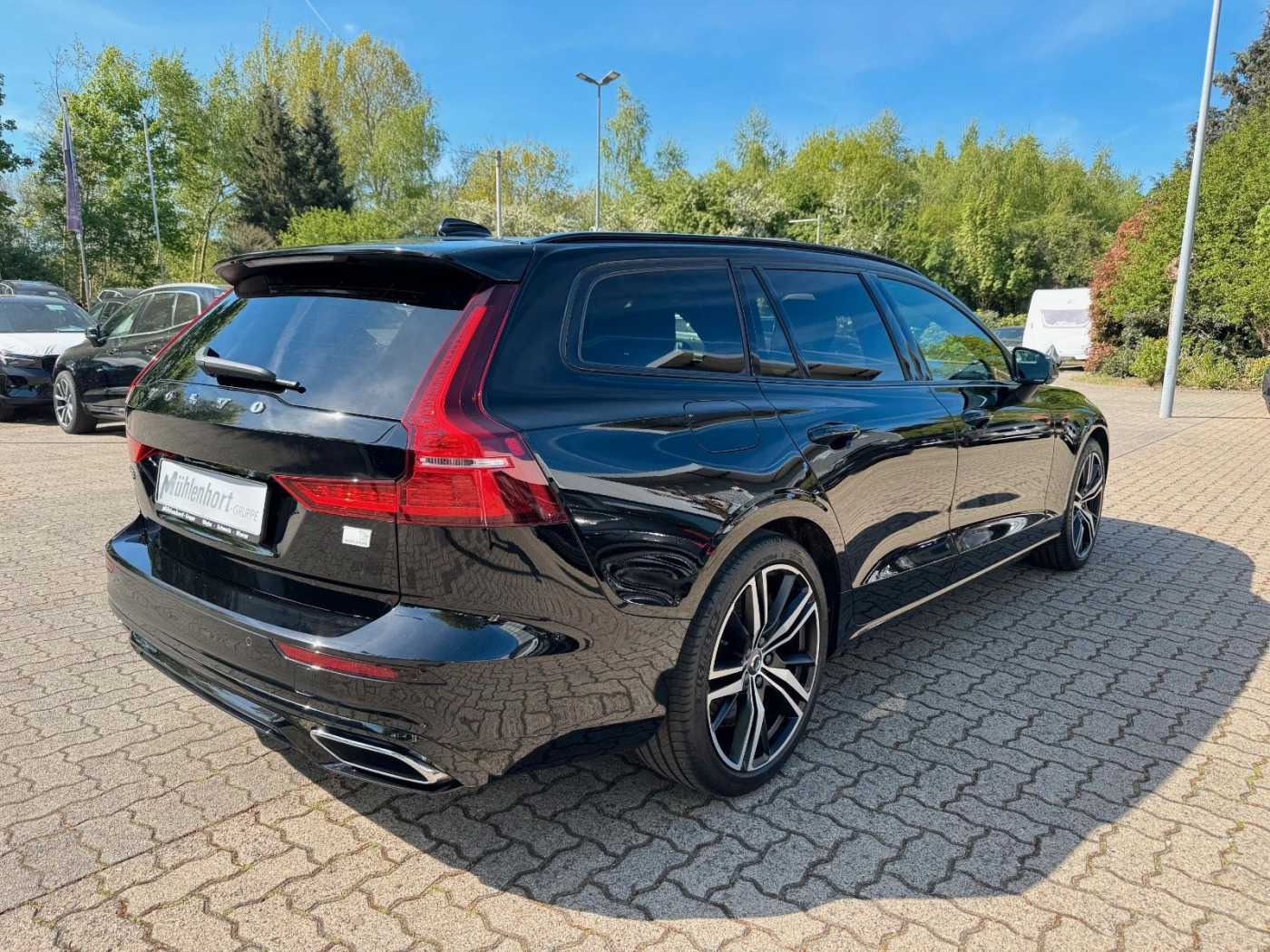 Volvo  T6 Recharge AWD Geartr. R-DESIGN - AHK - 360