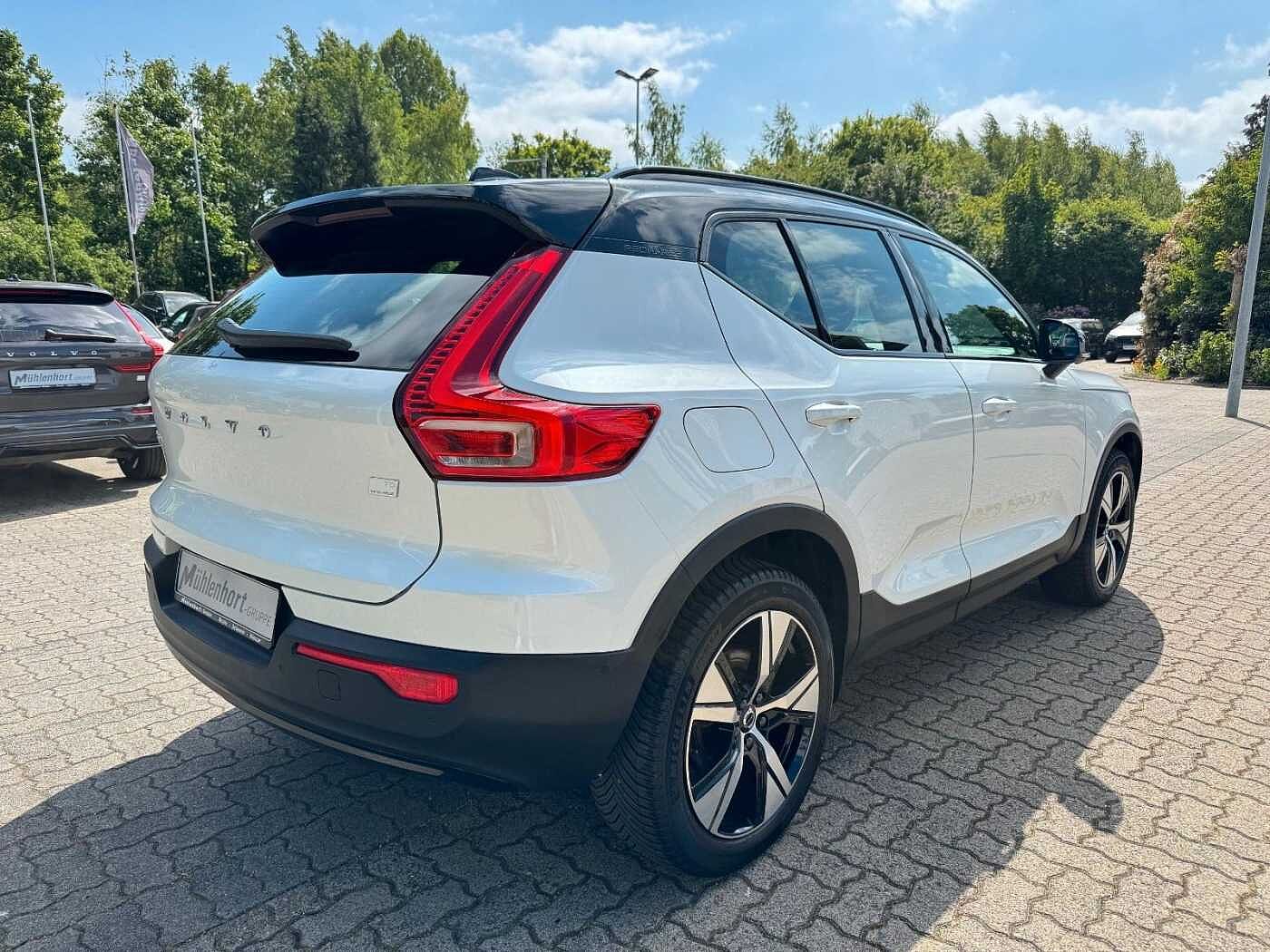 Volvo  T5 Recharge DKG R-DESIGN - AHK - Pano - 360