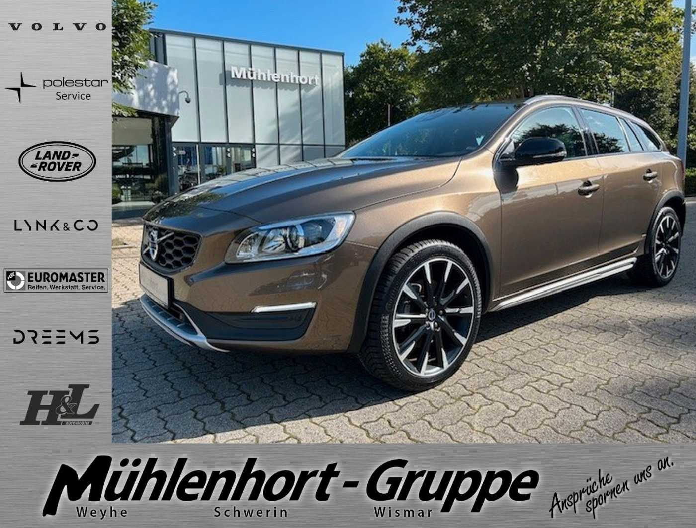 Volvo  D3 MOMENTUM -ACC-BLIS-CAM-19'