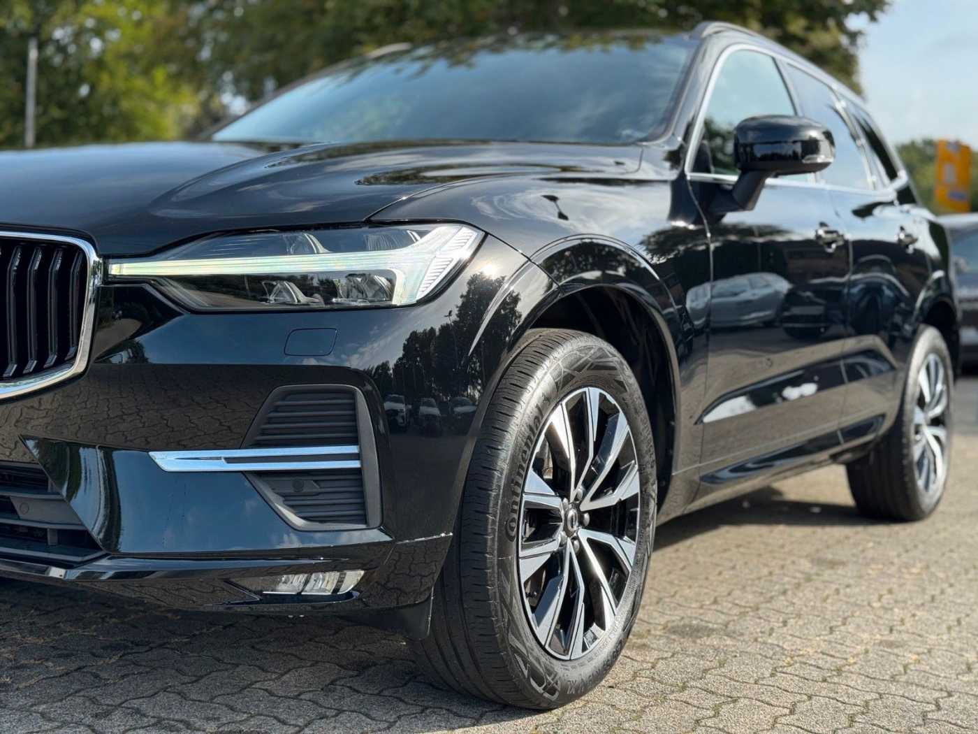 Volvo  B4 D Geartronic CORE- BLIS- Pilot- Voll-LED