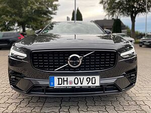 Volvo  B5 Geartr. ULTIMATE DARK -AHK-Sthzg-Pano-21'