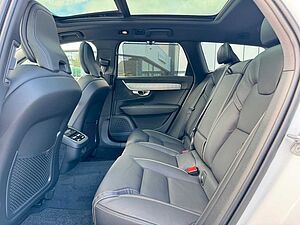 Volvo  B4 D ULTIMATE BRIGHT - Standhzg. - 360° -