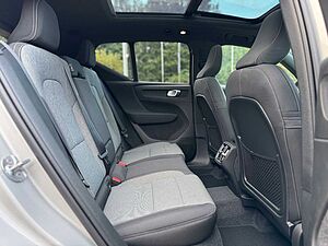 Volvo  B3 B DKG PLUS DARK - 360° - Pano - Pilot -