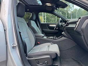 Volvo  B3 B DKG PLUS DARK - 360° - Pano - Pilot -