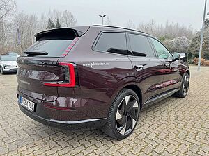 Volvo  Twin Motor Performance AWD ULTRA - 7-Sitzer