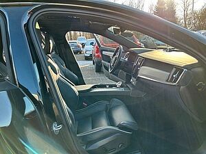 Volvo  B5 D AWD Geartronic ULTIMATE DARK -AHK-Sthg