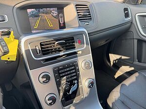 Volvo  D3 PRO - GSD - AHK - Kamera