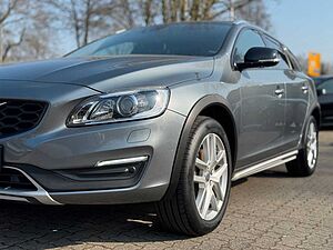 Volvo  D3 PRO - GSD - AHK - Kamera