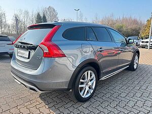 Volvo  D3 PRO - GSD - AHK - Kamera
