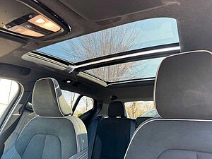 Volvo  Recharge PRO - Pano - BLIS - 360 - Pilot -