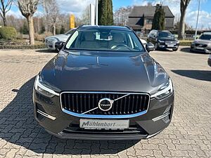 Volvo  B4 D AWD Geartronic MOMENTUM PRO - Cam -