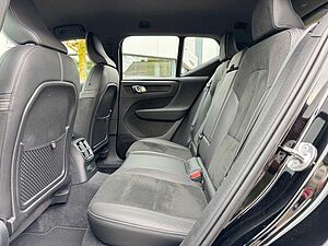 Volvo  T4 Recharge DKG R-DESIGN - 19' - Cam - H/K