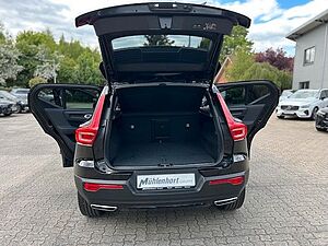Volvo  D4 AWD Geartr. R-DESIGN - Sthzg - BLIS - HK
