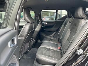 Volvo  D4 AWD Geartr. R-DESIGN - Sthzg - BLIS - HK
