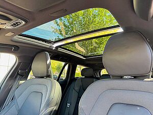 Volvo  T6 Recharge AWD Geartr. R-DESIGN - AHK - 360