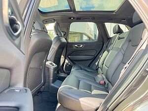 Volvo  T6 Recharge AWD R-DESIGN - AHK - 360° - 21'