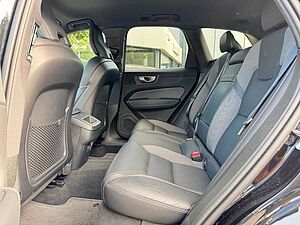 Volvo  B5 D AWD R-DESIGN - Pilot - Standhzg - BLIS