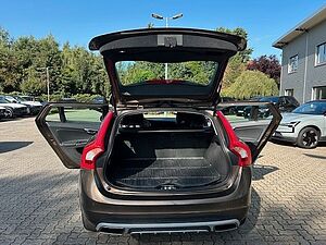 Volvo  D3 MOMENTUM -ACC-BLIS-CAM-19'