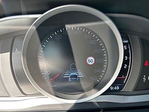 Volvo  D3 MOMENTUM -ACC-BLIS-CAM-19'