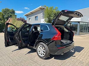 Volvo  D3 MOMENTUM PRO - AHK - Cam - Pilot - BLIS