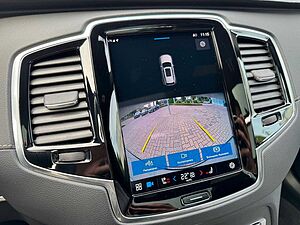 Volvo  T8 Recharge AWD PLUS DARK-7Sitzer-H/K-Pano-