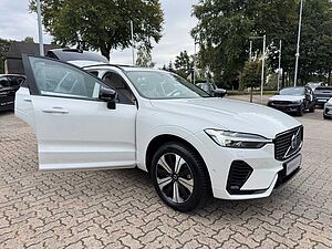 Volvo  T6 AWD PLUS DARK - AHK - 360 - Pano - Sthzg